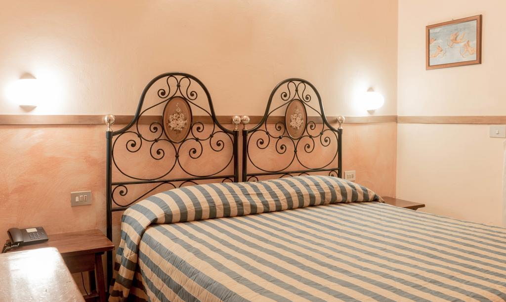 Hotel Monica Florence Extérieur photo